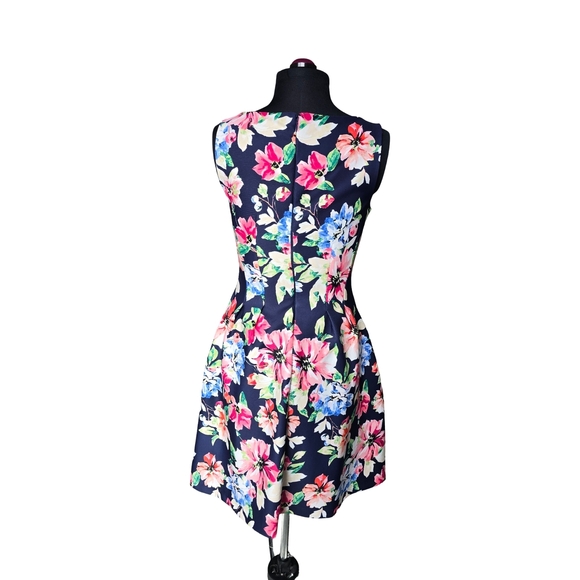 Vince Camuto Navy Floral Fit & Flare Mini Dress Size 0 Pockets Feminine Chic - Picture 9 of 11